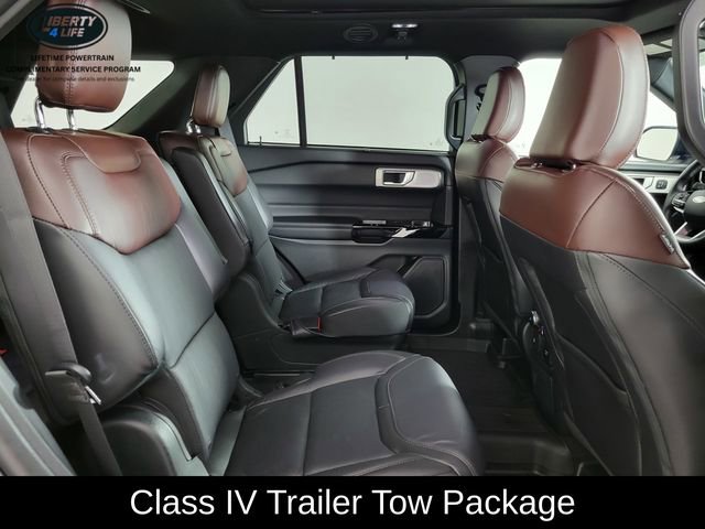 Certified 2023 Ford Explorer Platinum w/ Technology Package image 17