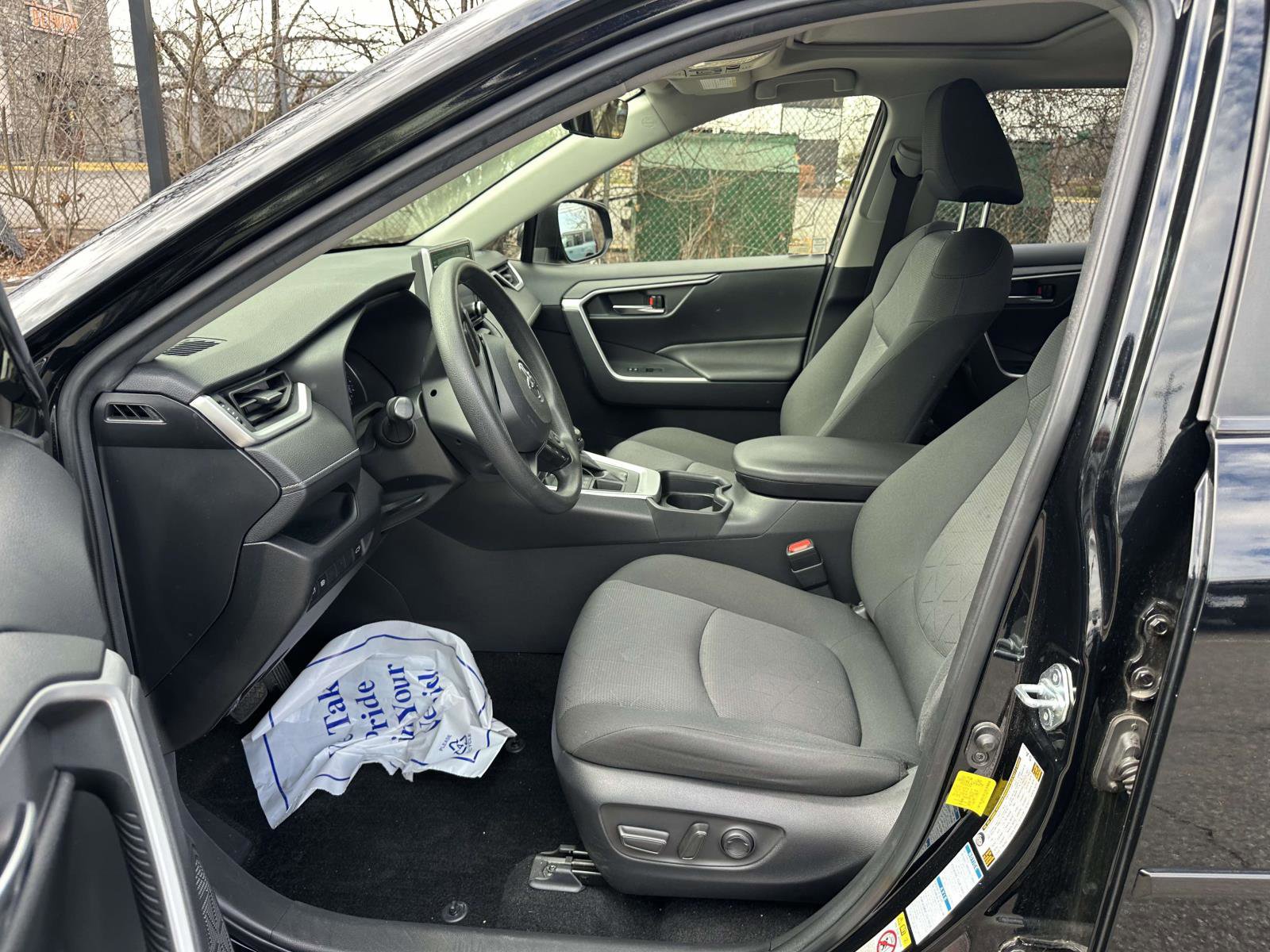 Used 2019 Toyota RAV4 XLE image 17