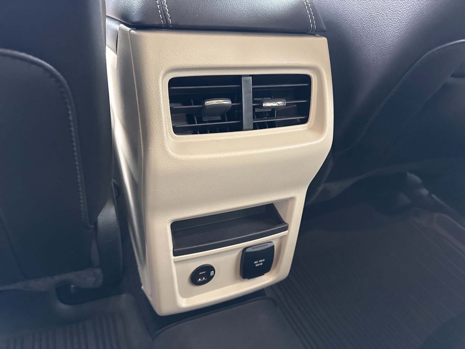 Certified 2021 Ford Edge Titanium image 38