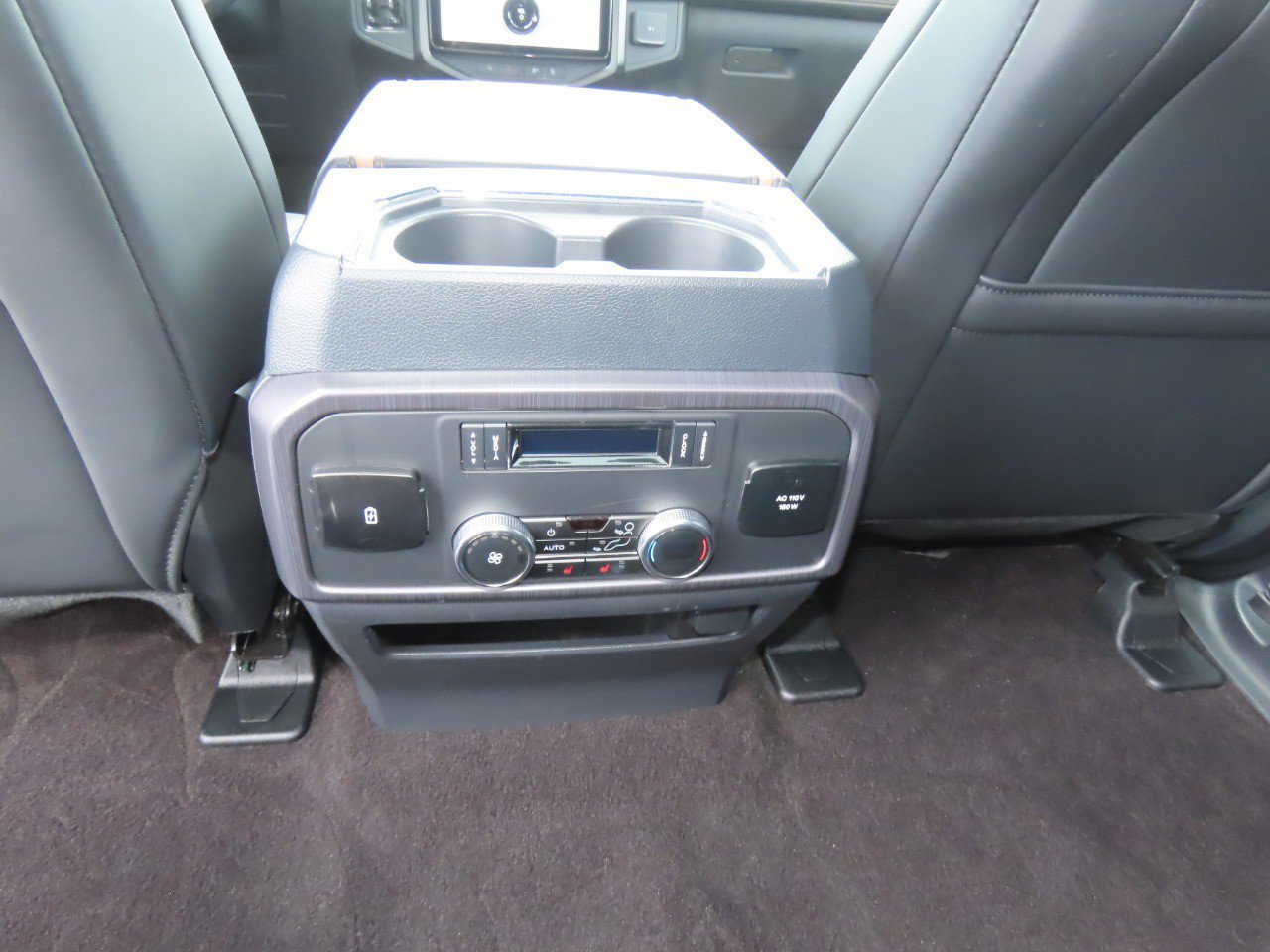 Certified 2023 Ford Expedition Platinum RWD image 21