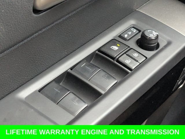 Used 2023 Toyota Tundra Limited AWD/4WD image 30