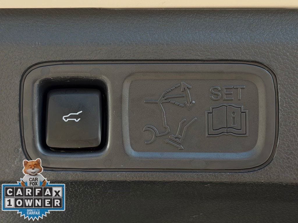 Certified 2023 Ford Expedition Limited RWD image 29
