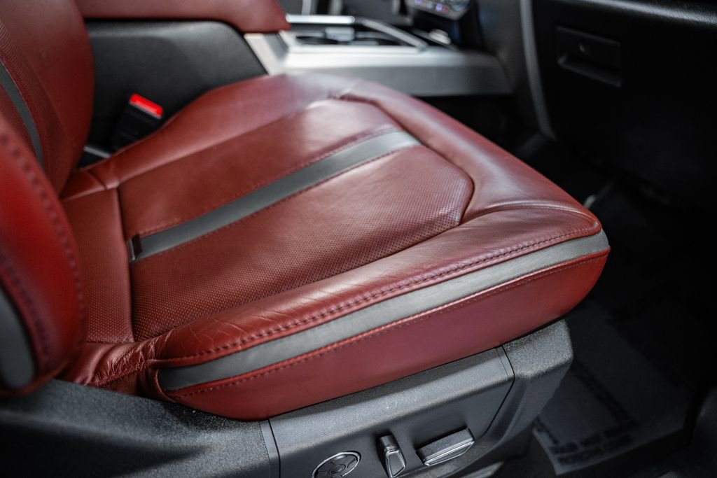 Certified 2020 Ford F350 Platinum w/ FX4 Off-Road Package image 44