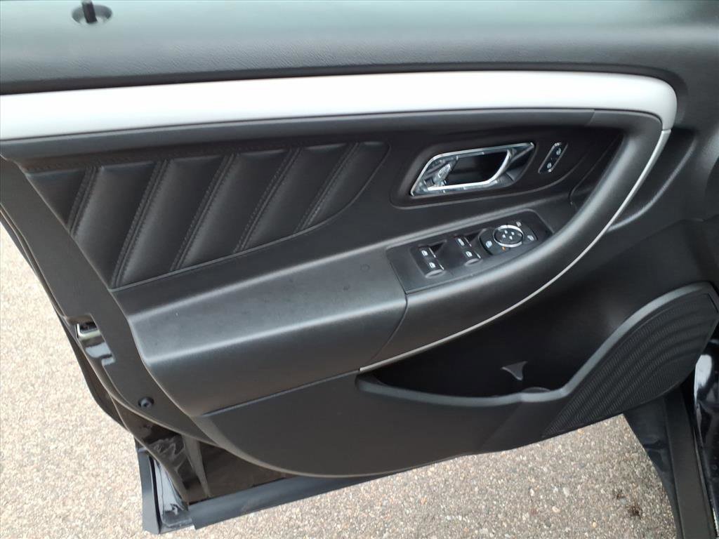 Certified 2018 Ford Taurus SEL w/ Equipment Group 201A image 13