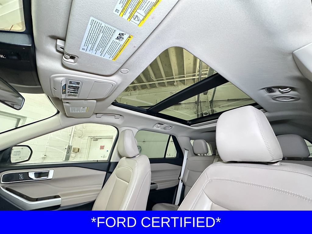Certified 2022 Ford Explorer XLT w/ Equipment Group 202A image 11