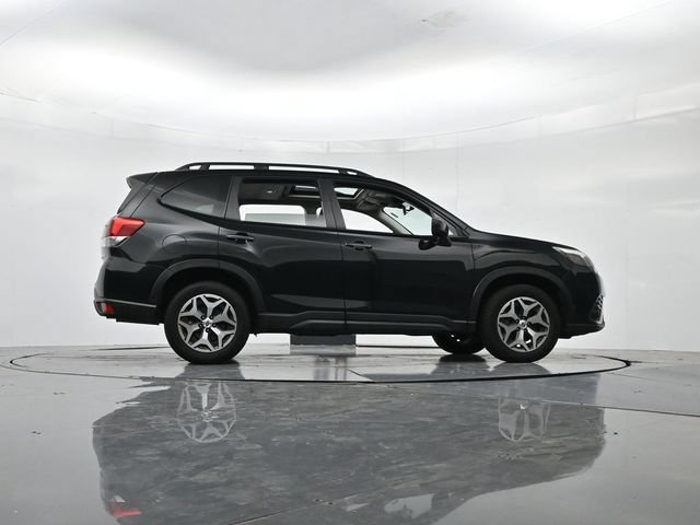 Used 2024 Subaru Forester Premium AWD/4WD image 36