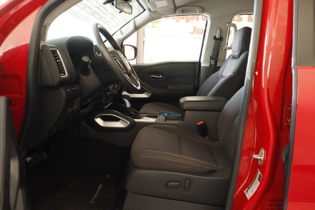 Used 2022 Nissan Frontier SV RWD image 11