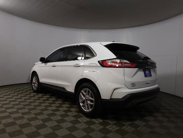 Certified 2024 Ford Edge SEL w/ Convenience Package image 2