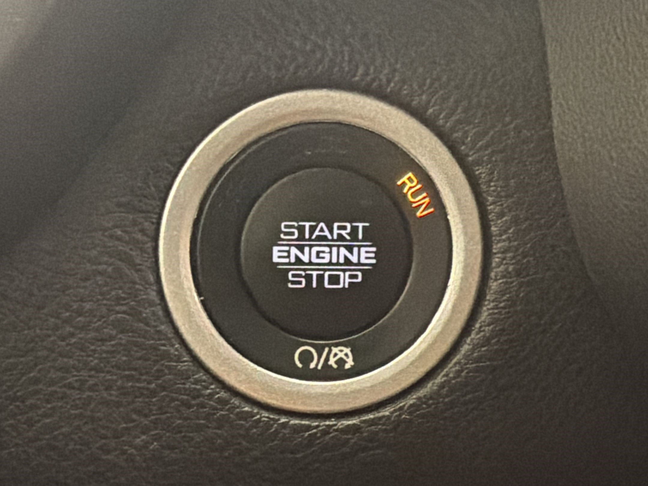 Used 2024 RAM 1500 Laramie RWD image 18
