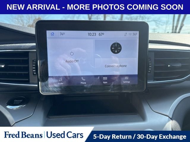 Certified 2022 Ford Explorer XLT w/ Equipment Group 202A AWD/4WD image 13