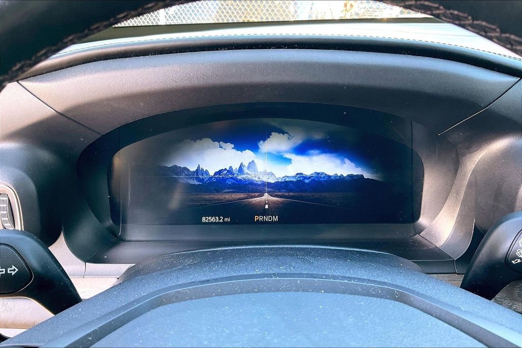 Certified 2020 Ford Explorer Platinum w/ Premium Technology Package image 18