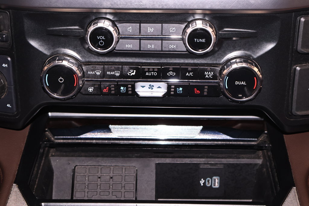 Certified 2024 Ford F350 King Ranch AWD/4WD image 39
