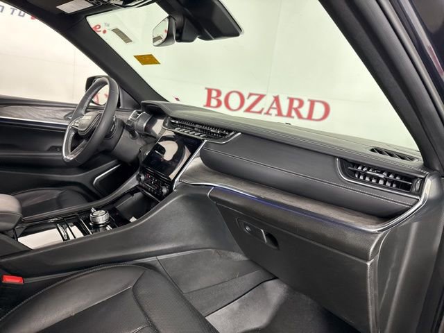 Used 2024 Jeep Grand Cherokee L Overland w/ Trailer Tow Package image 17