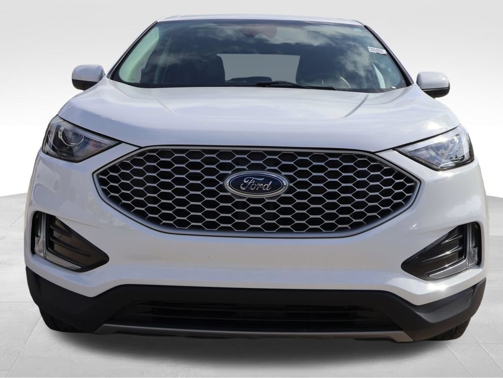 Certified 2024 Ford Edge SEL w/ Convenience Package AWD/4WD image 9