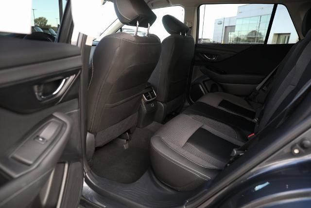 Used 2025 Subaru Outback Premium image 31