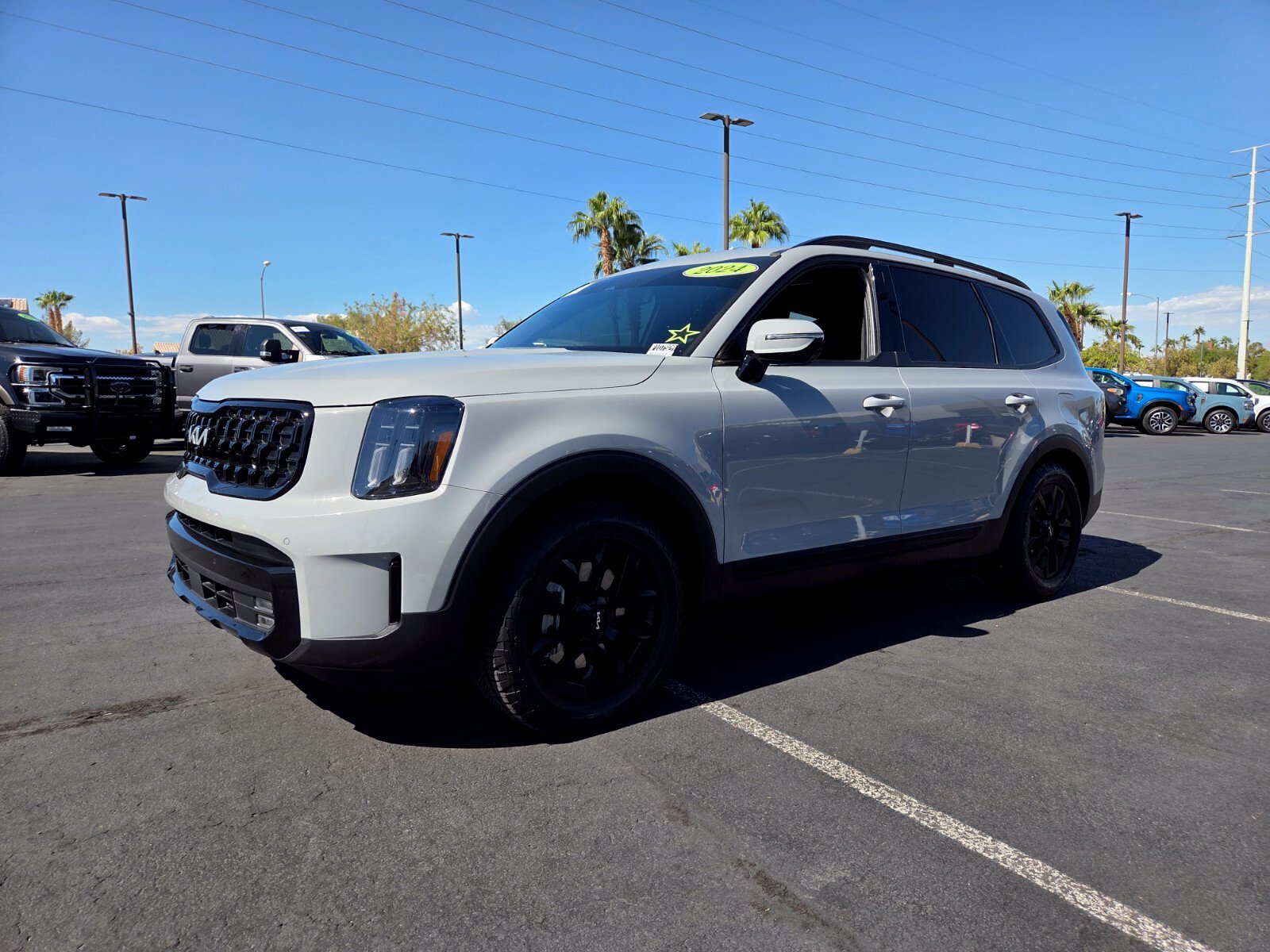 Used 2024 Kia Telluride SX Prestige X-Pro AWD/4WD image 2