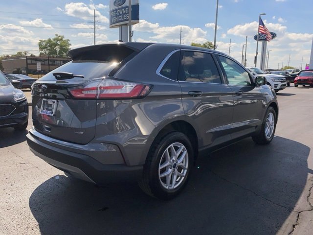 Certified 2022 Ford Edge SEL w/ Convenience Package image 3
