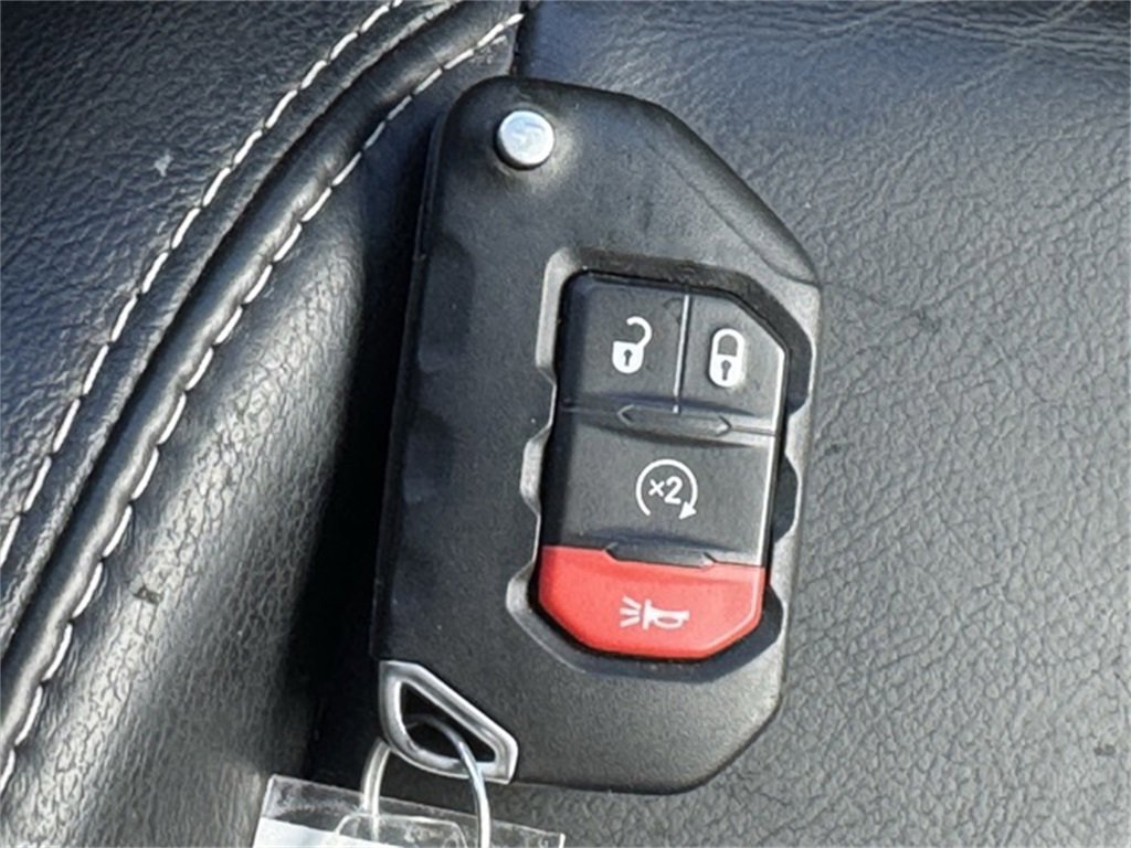 Used 2021 Jeep Wrangler Unlimited Sahara w/ Cold Weather Group image 37