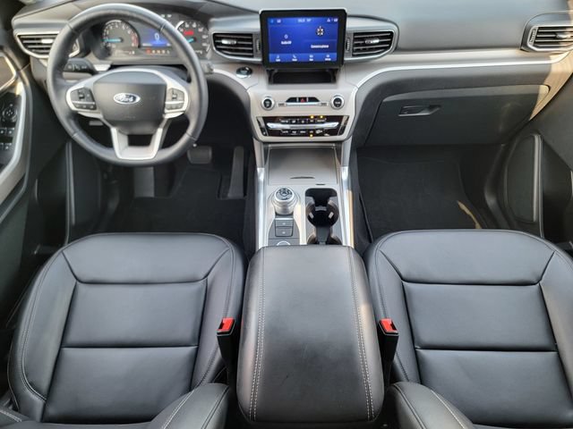 Certified 2023 Ford Explorer XLT w/ Equipment Group 202A AWD/4WD image 27