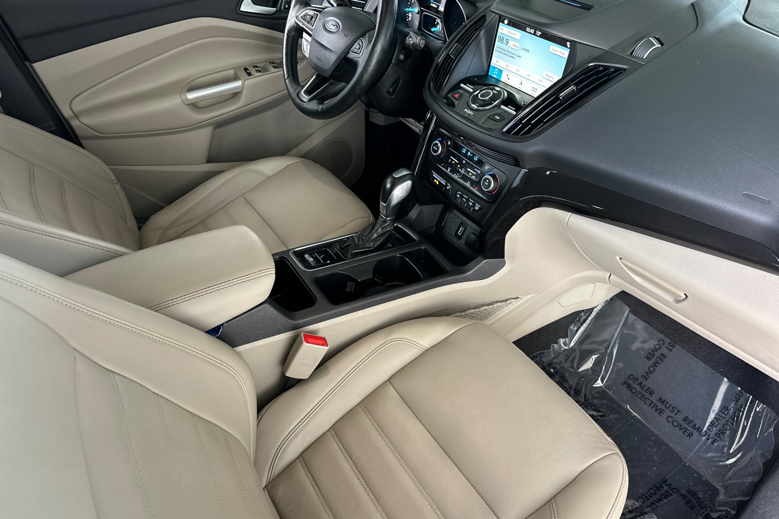 Certified 2018 Ford Escape Titanium FWD image 19