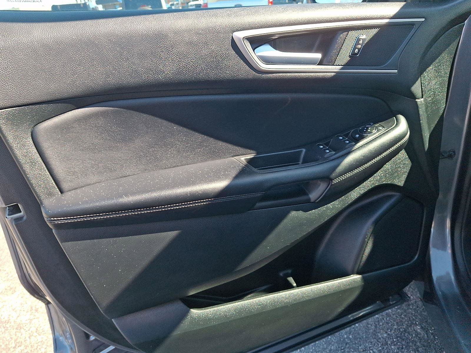 Certified 2023 Ford Edge SEL w/ Convenience Package image 13