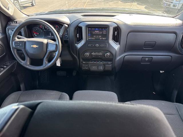Used 2020 Chevrolet Silverado 1500 Custom w/ Custom Value Package AWD/4WD image 10
