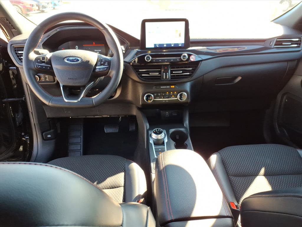 Certified 2025 Ford Escape ST-Line image 14