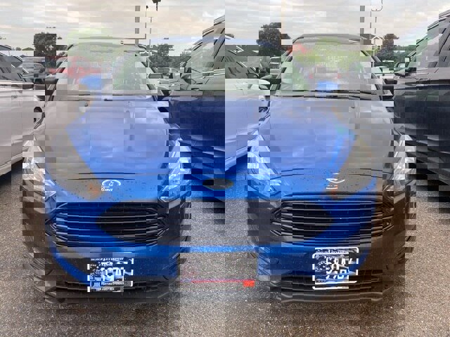 Certified 2018 Ford Focus SE w/ SE Appearance Package image 2