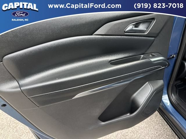 Used 2026 Chevrolet Traverse LT w/ Driver Confidence Package FWD image 17
