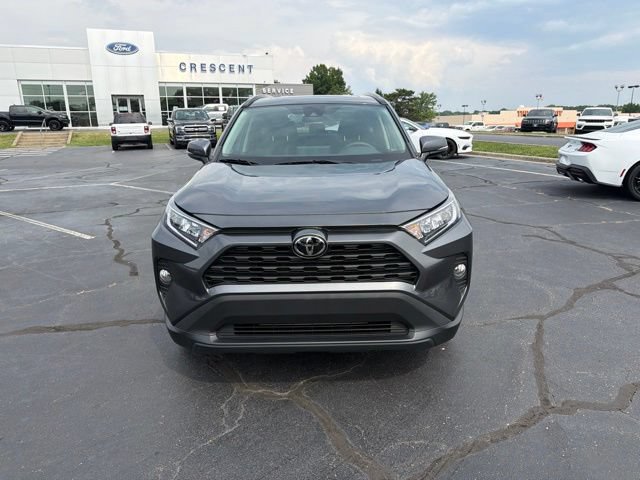 Used 2020 Toyota RAV4 XLE w/ Convenience Package AWD/4WD image 2