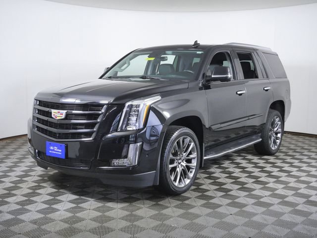Used 2020 Cadillac Escalade Luxury w/ Escalade Sport Edition AWD/4WD image 5