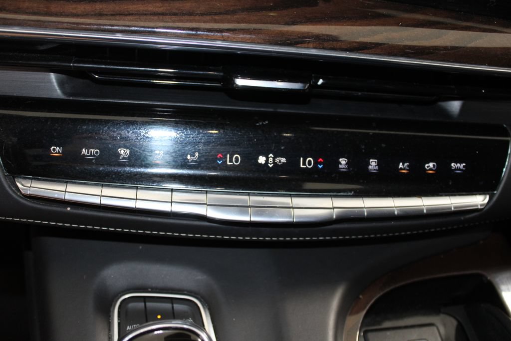 Used 2021 Cadillac Escalade ESV Sport Platinum AWD/4WD image 50