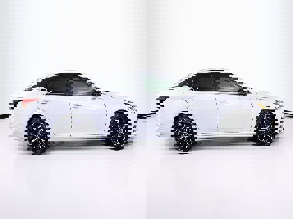 Used 2024 Nissan Altima 2.5 SR image 6