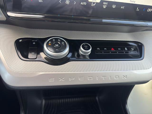 Certified 2025 Ford Expedition Max Active AWD/4WD image 16