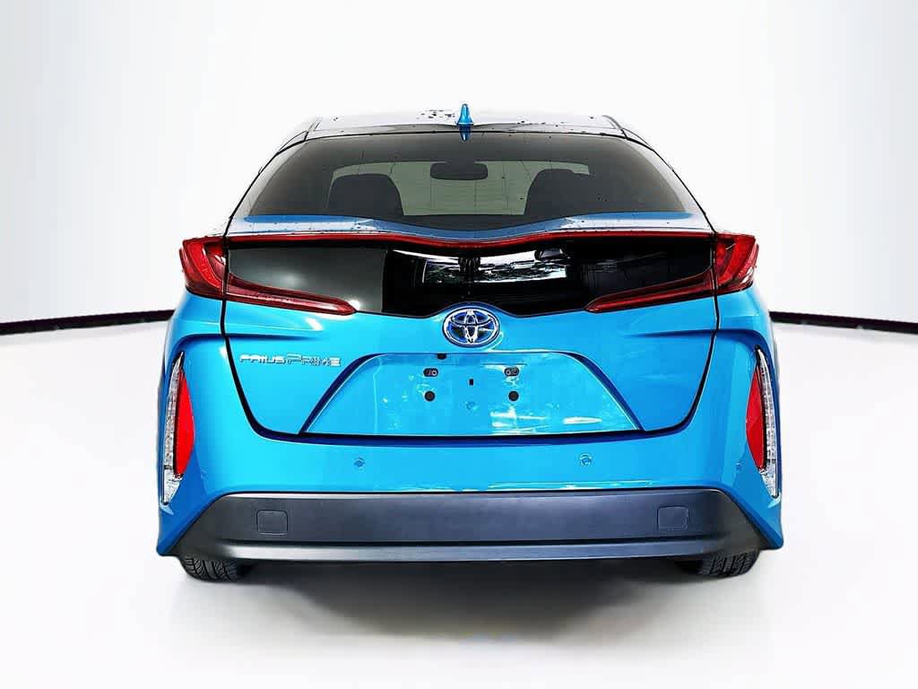 Used 2018 Toyota Prius Prime Advanced w/ Carpet Mat Package FWD image 5