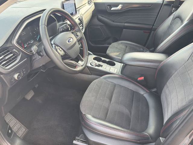 Certified 2021 Ford Escape SEL w/ SEL Stealth AWD Package image 10
