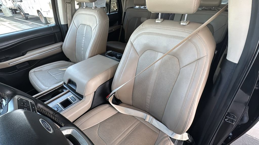 Certified 2023 Ford Expedition Limited image 22