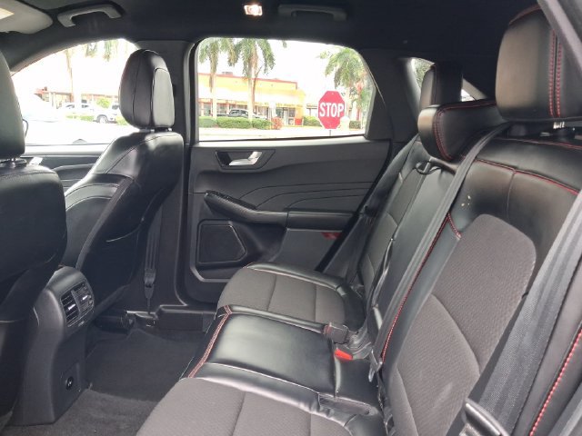 Certified 2024 Ford Escape ST-Line w/ Tech Pack #1 FWD image 6