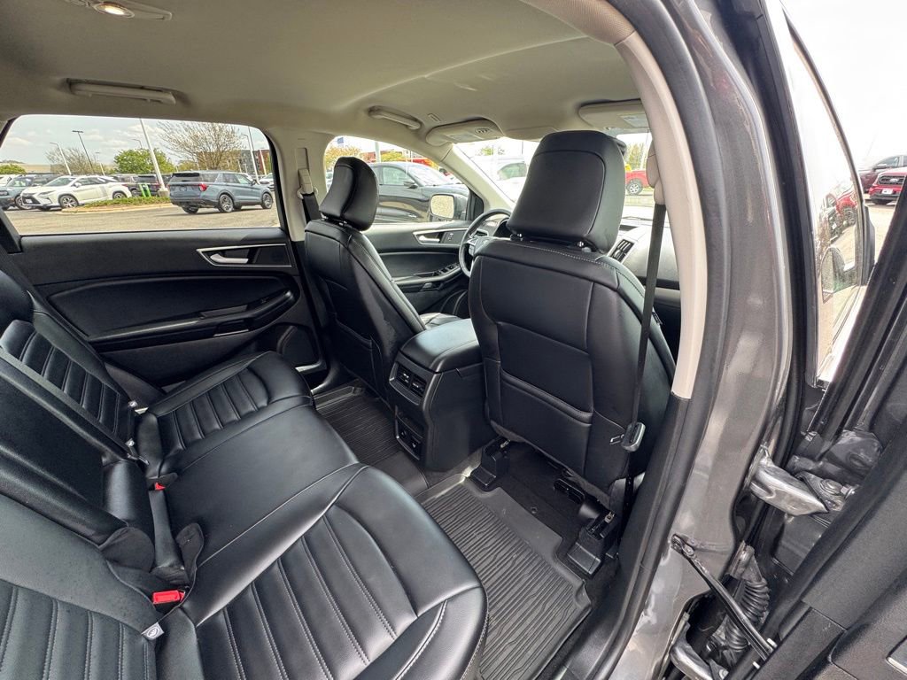 Certified 2024 Ford Edge SEL w/ Convenience Package AWD/4WD image 17