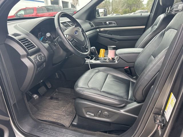 Certified 2018 Ford Explorer XLT w/ Equipment Group 202A image 12