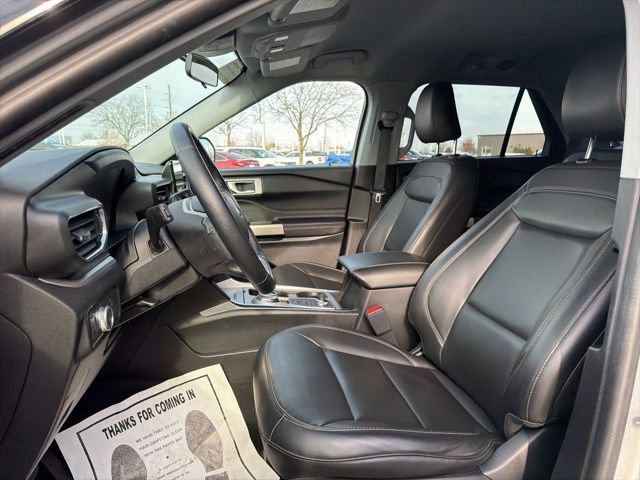Certified 2022 Ford Explorer XLT w/ Equipment Group 202A image 26