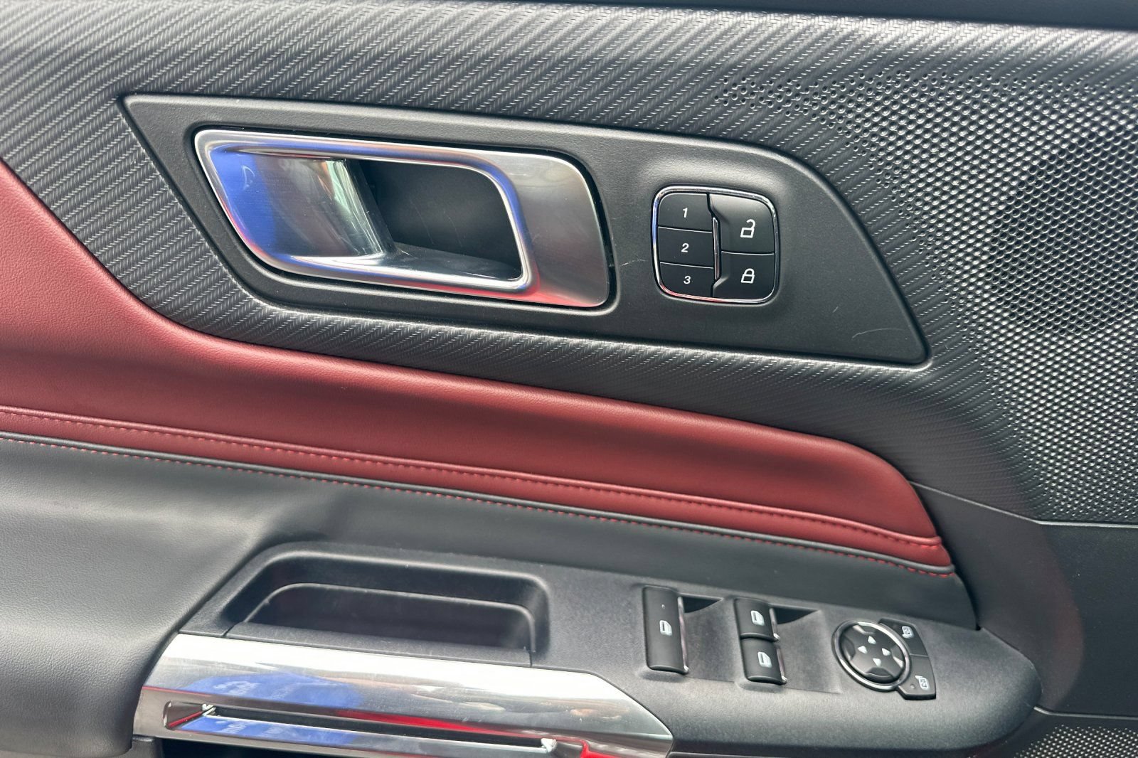 Certified 2025 Ford Mustang GT Premium RWD image 10
