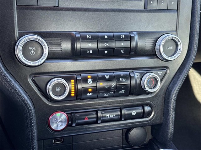 Certified 2020 Ford Mustang Coupe image 14