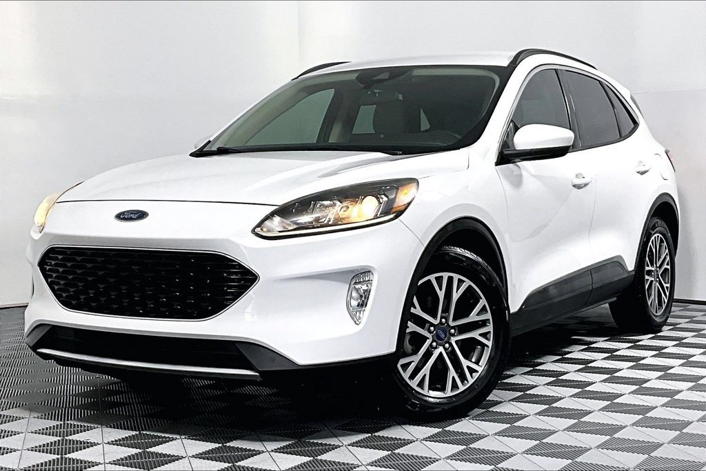 Certified 2020 Ford Escape SEL FWD image 2