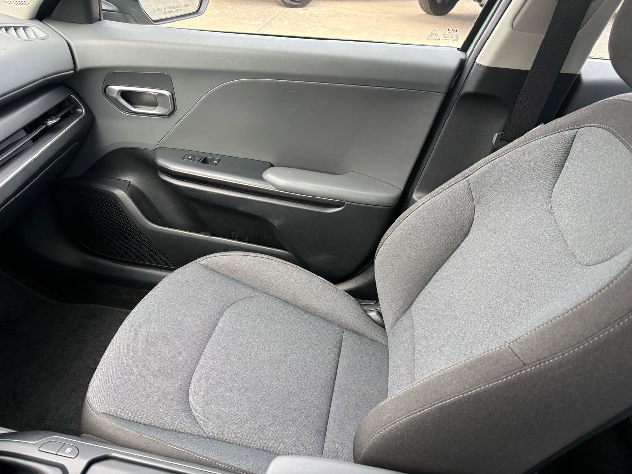 Used 2025 Kia K4 FWD image 19