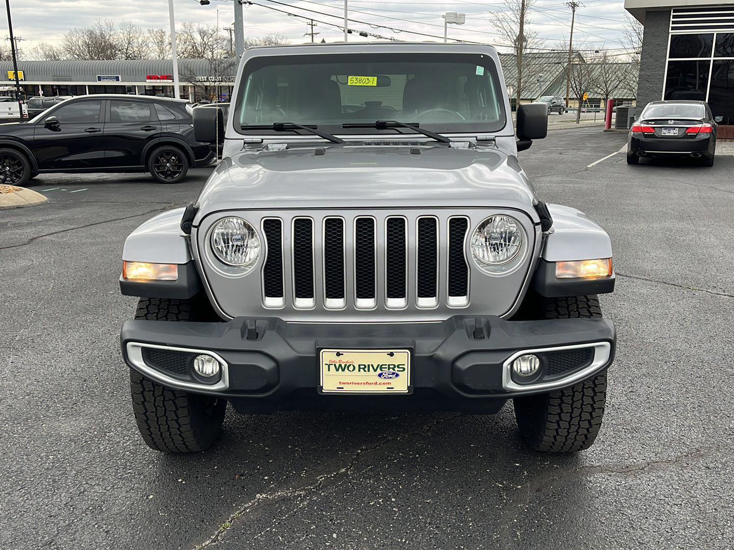 Used 2019 Jeep Wrangler Unlimited Sahara image 11