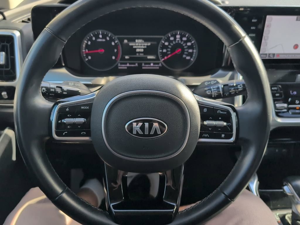 Used 2021 Kia Sorento SX image 17