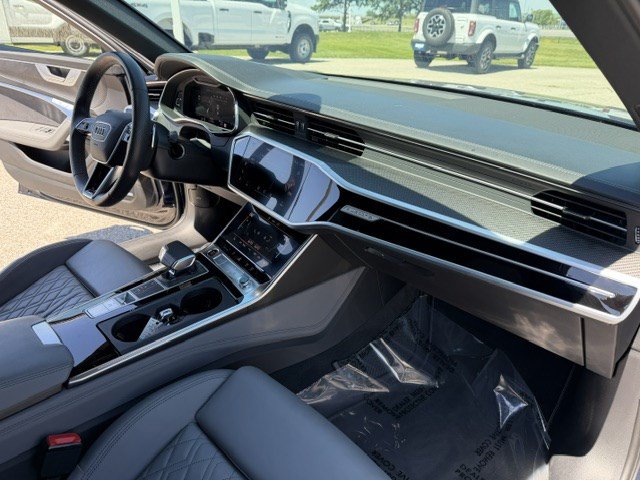 Used 2025 Audi S6 Premium Plus w/ Premium Plus Package AWD/4WD image 38