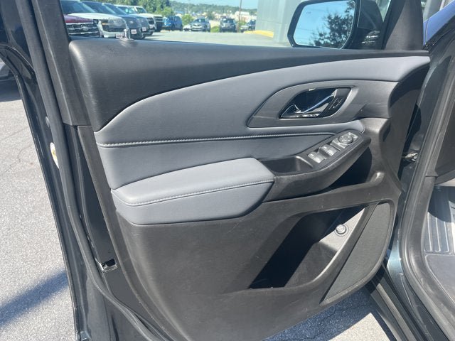 Used 2021 Chevrolet Traverse LT FWD image 10