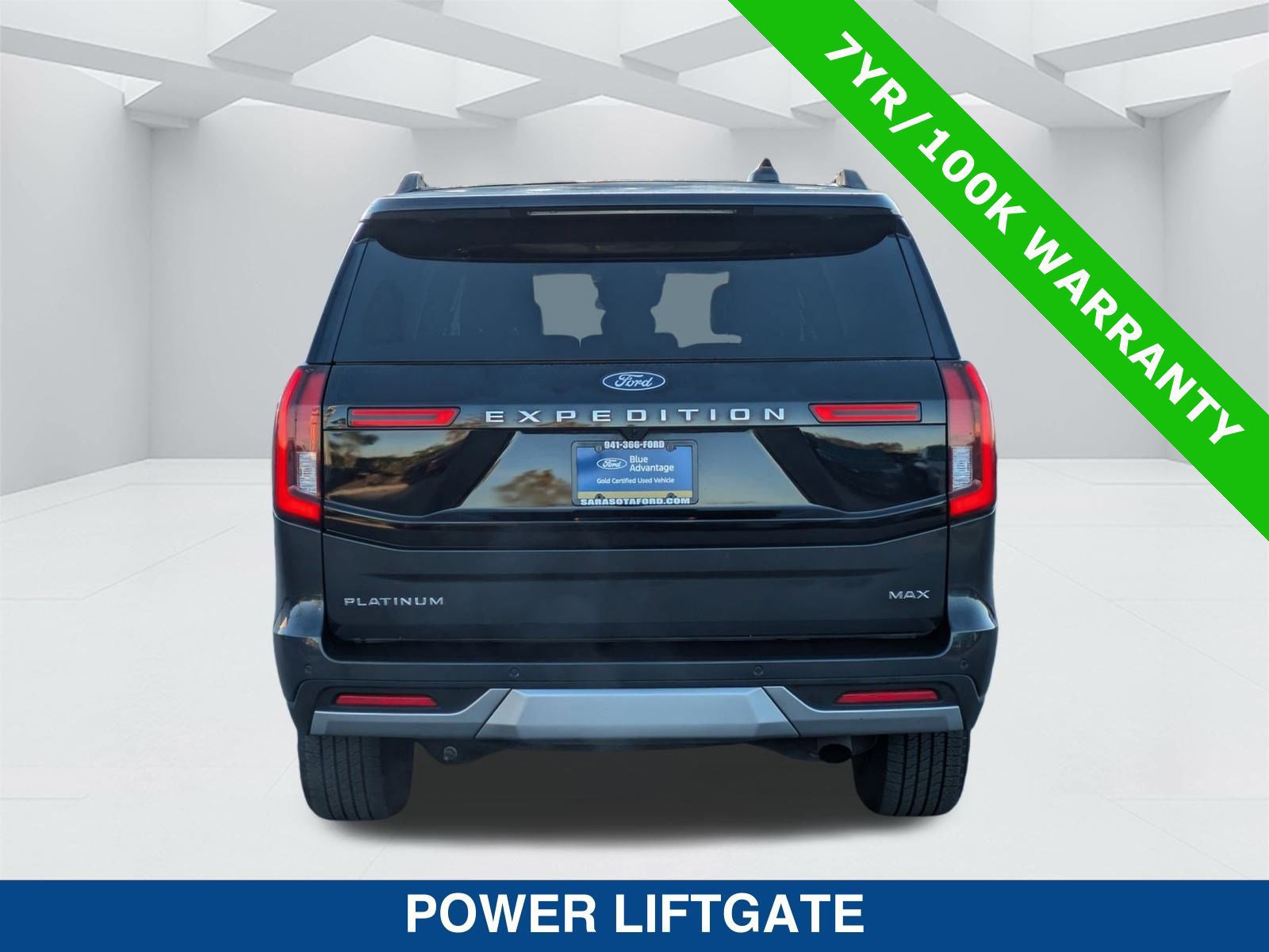 Certified 2025 Ford Expedition Max Platinum image 4